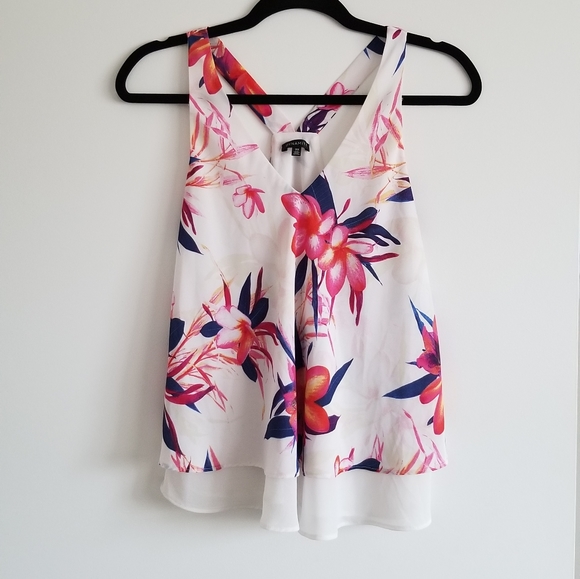 Dynamite Tops - 🌷3/$20 Dynamite floral top